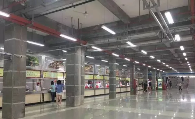 南山食堂负一楼.jpg