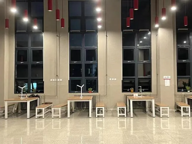 紫阁大礼堂自习区.png